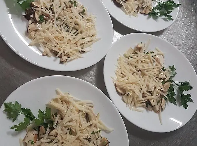 Hotel Caligiuri 酒店